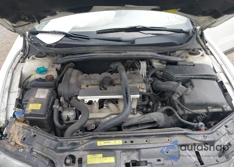 2004 Volvo Xc70 2.5T from USA, damaged, VIN YV1SZ59H341140445